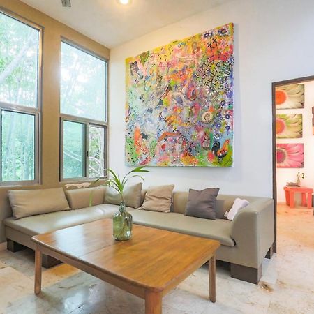 Guest House La Aldea Holistic Experience Канкун Экстерьер фото