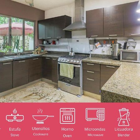 Guest House La Aldea Holistic Experience Канкун Экстерьер фото