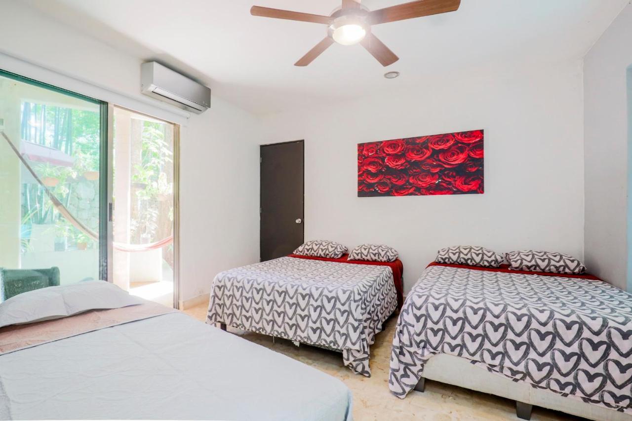 Guest House La Aldea Holistic Experience Канкун Экстерьер фото